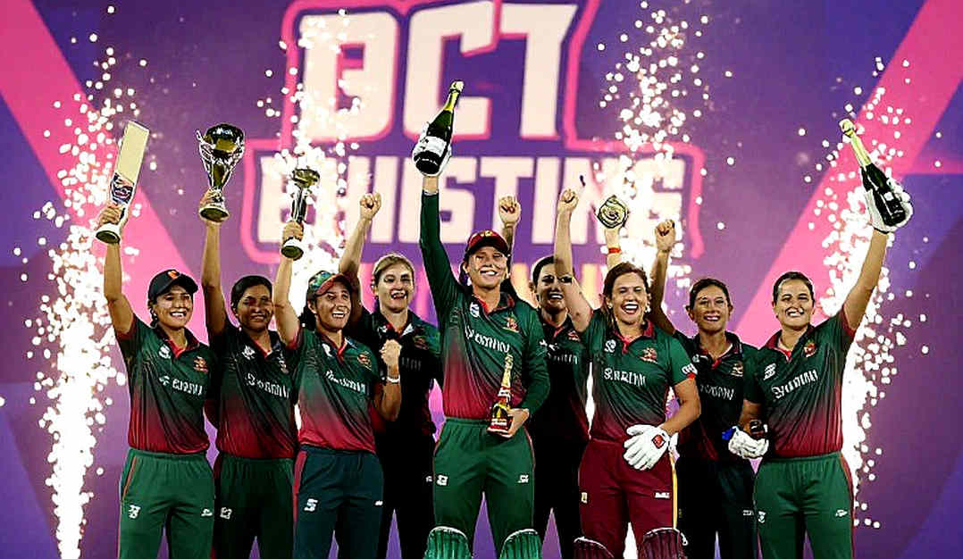 দেয়ালে আঁকা পঞ্চাশ দিন: হেড-কেরির মিউরাল আর ক্রিকেট অস্ট্রেলিয়ার প্রচারযন্ত্র দেয়ালে আঁকা পঞ্চাশ দিন: হেড-কেরির মিউরাল আর ক্রিকেট অস্ট্রেলিয়ার প্রচারযন্ত্র