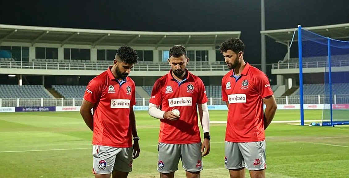 নিয়াজ স্টেডিয়ামে পিসিবির কুড়ি বছর: দশ হাজার টাকার ভাড়া আর সম্প্রচার স্বত্বের আসল হিসাব