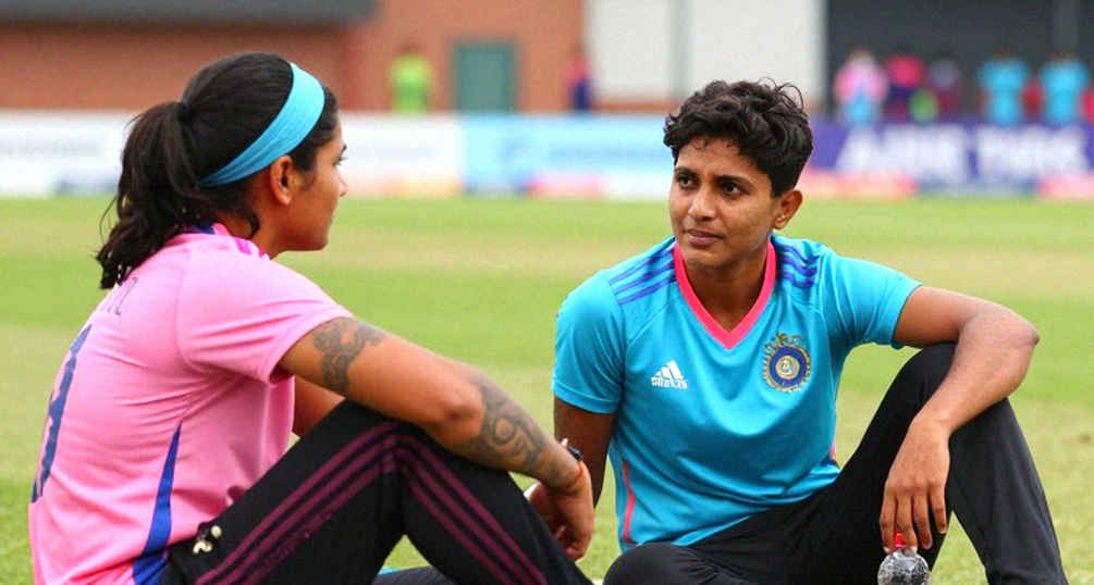 শূন্য কলামের সাক্ষ্য: যখন আর্কাইভ ফিরে আসে খালি হাতে