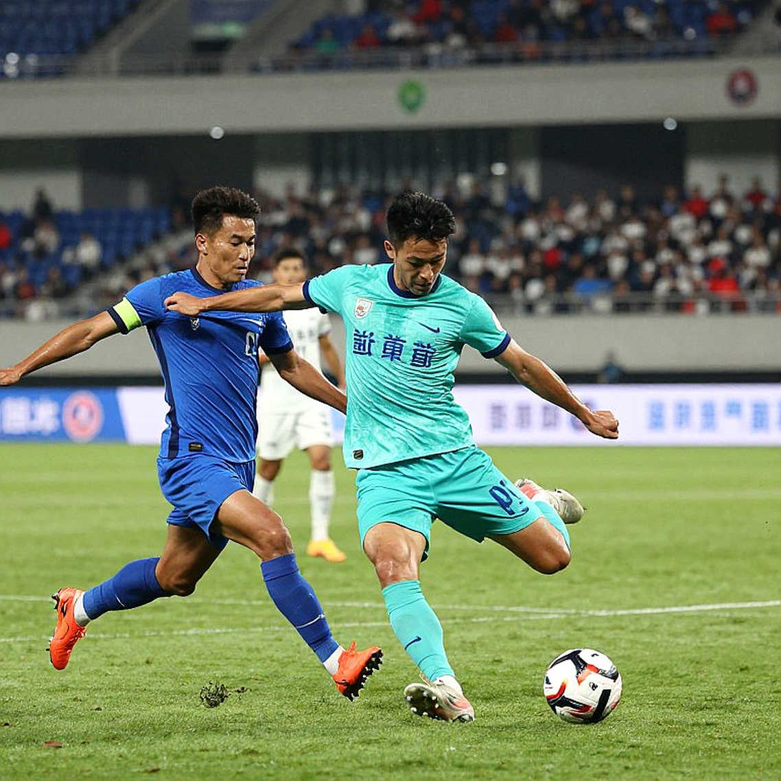 আট জয়ের নীরবতা: বার্সেলোনার নিখুঁত শুরুর ভেতরে চাপা পড়া প্রশ্ন